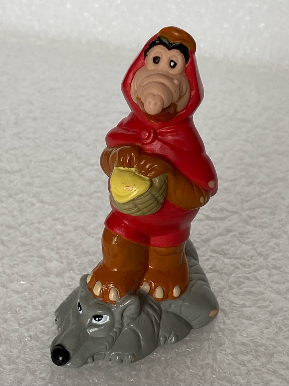 Vintage ALF Figure Toy Red Riding Hood Wendy's Fast Food 1990 Alien Products